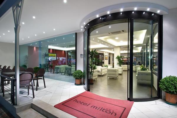 Hotel Milton Католика Екстериор снимка